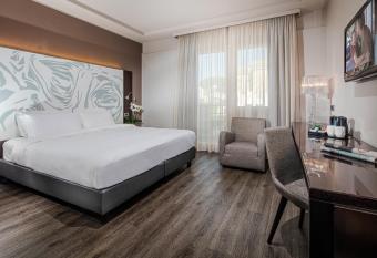 Hotel Franz allows 18 year olds to book a room