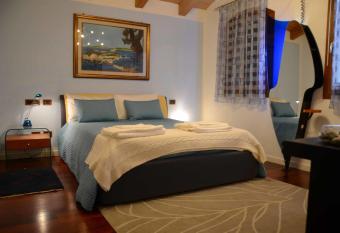 B&B Melograno MC has Balcony rooms