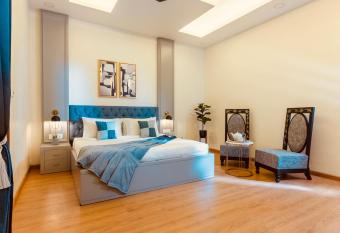 Silver Leaf Apartments allows 18 year olds to book a room