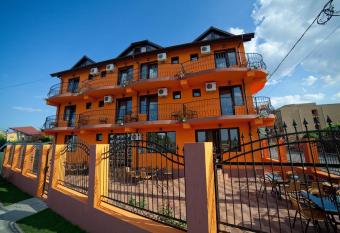 Vila Amalya has Balcony rooms