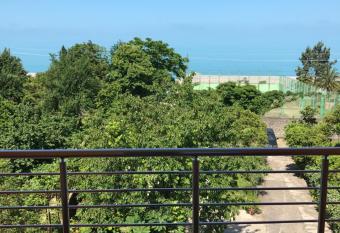 Kvariati - Guest House has Balcony rooms