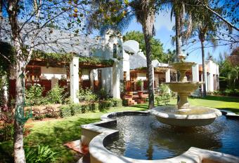 Kleine Constantia Boutique Guest House allows 18 year olds to book a room