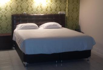 Hotel Ermis has Balcony rooms