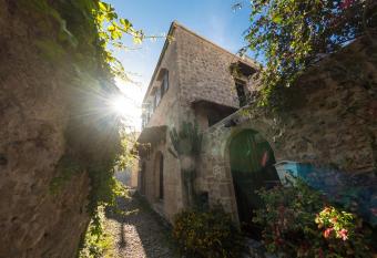 Finestra Medieval Home allows 18 year olds to book a room