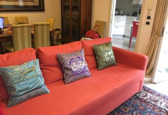 Apartment Whenlifeisbetter has Balcony rooms