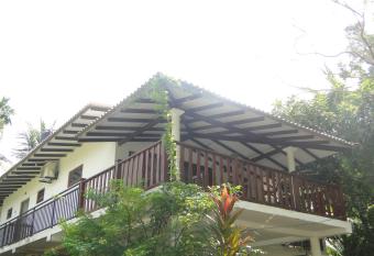 Turtle Lamp has Smoking/Balcony rooms