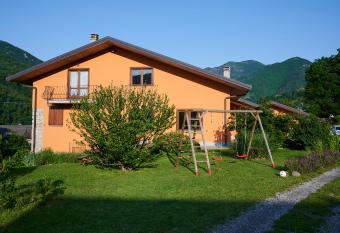 B&B  L Cumbalot has Balcony rooms