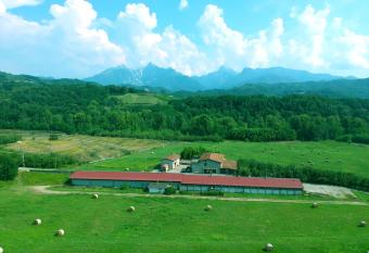 Agriturismo La Praduscella has Smoking rooms