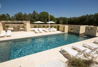 Agriturismo La Turrita has Balcony rooms