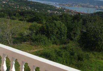 Apartment Mara has Balcony rooms