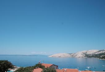 Eola Leisure Rooms has Balcony rooms