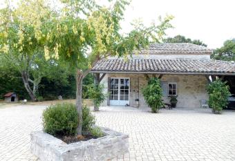 Le Colombier allows 18 year olds to book a room