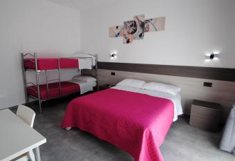 Novo Motel has Balcony rooms