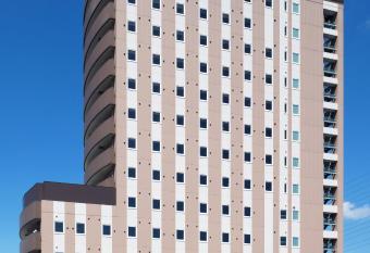 Hotel Route-inn Ebina Ekimae has Smoking rooms