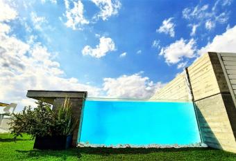 Lok  l Boutique Hotel allows 18 year olds to book a room