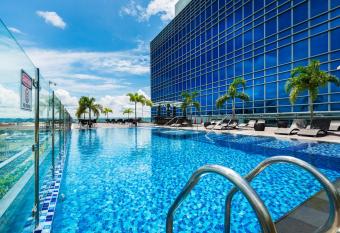 Richmonde Hotel Iloilo allows 18 year olds to book a room