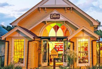 The Old Church Maleny has Balcony rooms