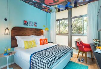 Hotel 75 by Prima Hotels allows 18 year olds to book a room