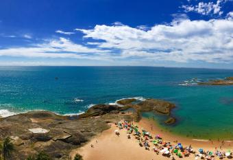 Hotel Atl  ntico allows 18 year olds to book a room