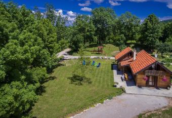 House Marijana has Balcony rooms