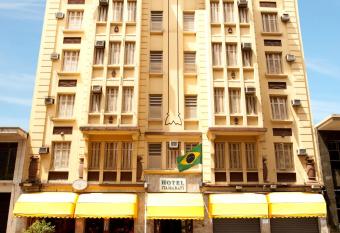 Hotel Itamarati Centro-Rep  blica allows 18 year olds to book a room