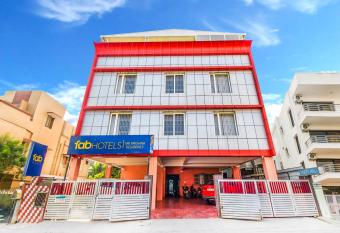 FabHotel Sri Krishna Residency Airport allows 18 year olds to book a room