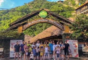 Cat Ba Mountain View has Balcony rooms