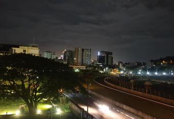 Champ de Mars B&B has Balcony rooms