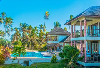 Zawadi Beach Villas has Balcony rooms