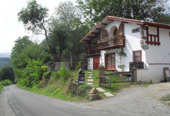 La Coquille Napol  on has Balcony rooms