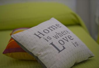 Appartamenti Aria di Verde has Balcony rooms