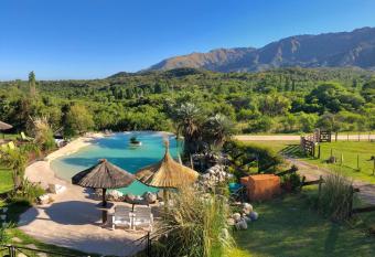 Fragancias Serranas has Balcony rooms