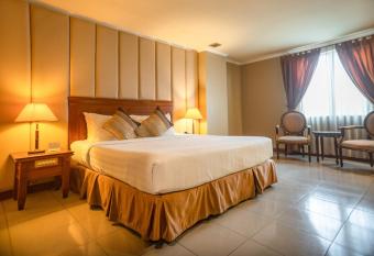 Olympic Hotel has Smoking rooms