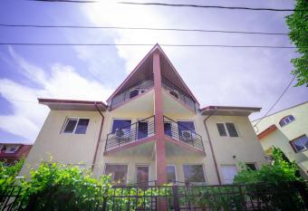 Vila Cristian has Balcony rooms