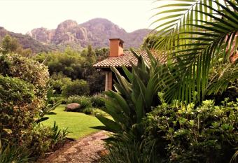 Aret   has Balcony rooms