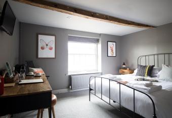 The Duke William has Balcony rooms