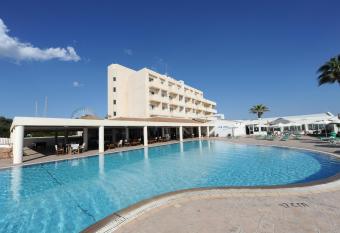 Piere - Anne Beach Hotel has Balcony rooms