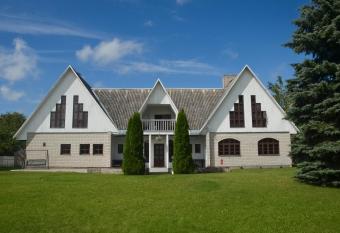 J  ekalda Accommodation has Balcony rooms