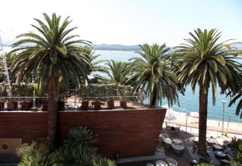 City Center Apartments has Balcony rooms