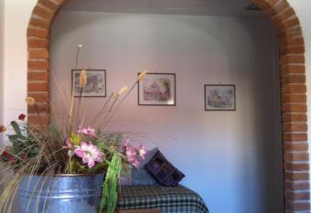 Cav Costa degli Etruschi has Balcony rooms