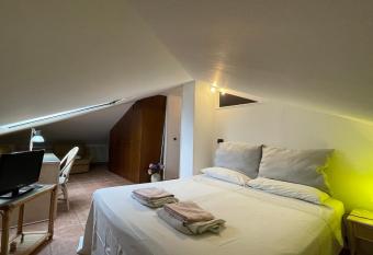 Casa Via Vigo has Balcony rooms