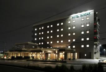 Hotel Sunoak Kashiwanoha has Smoking rooms