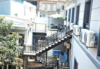 Apartments On Vaja Pshavela has Balcony rooms