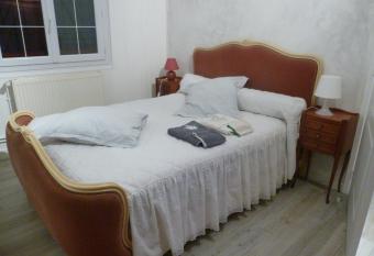 Les ID de Saint Emilion has Balcony rooms