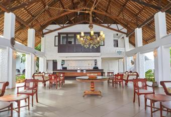 Jacaranda Indian Ocean Beach Resort allows 18 year olds to book a room