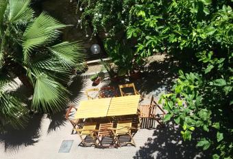 Def House has Balcony rooms