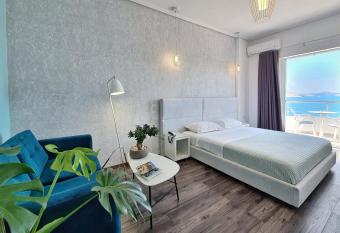 Hotel JoAn has Balcony rooms