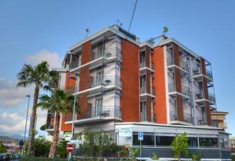 Hotel Olympic has Balcony rooms