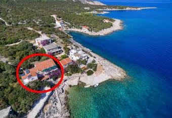 Apartments by the sea Cove Pokrivenik, Hvar - 2073 has Balcony rooms