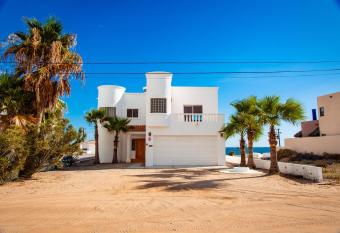 Casa del Sol by FMI Rentals has Balcony rooms